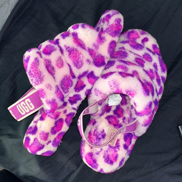 Ugg slipper/shoes - Picture 2 of 3